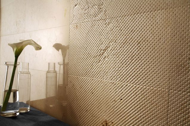 DOMINO particolare Crema