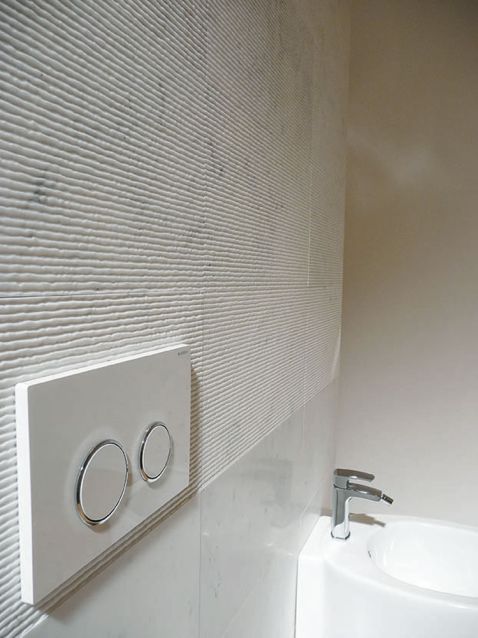 Q-BO-CANETTATO-Carrara-Bagno